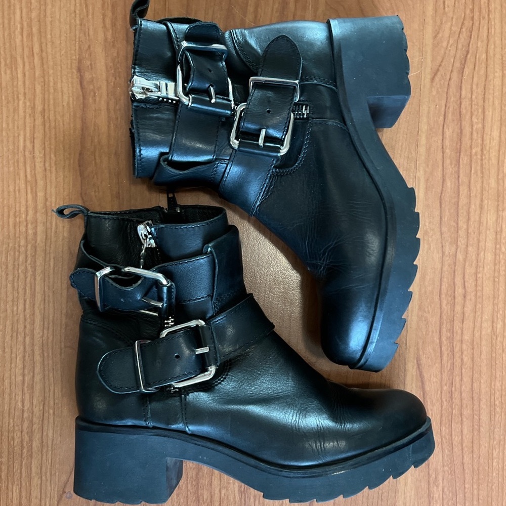 Steve Madden Roster boots